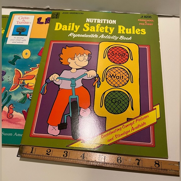 NWT LOT OF 3 CHILDREN’S SCHOOL WORKBOOKS. - Picture 16 of 16